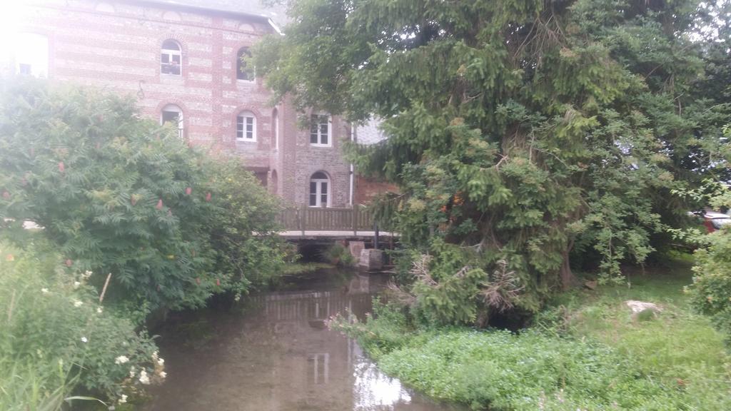 Gite De L'Ancien Moulin Valmont  Exterior foto